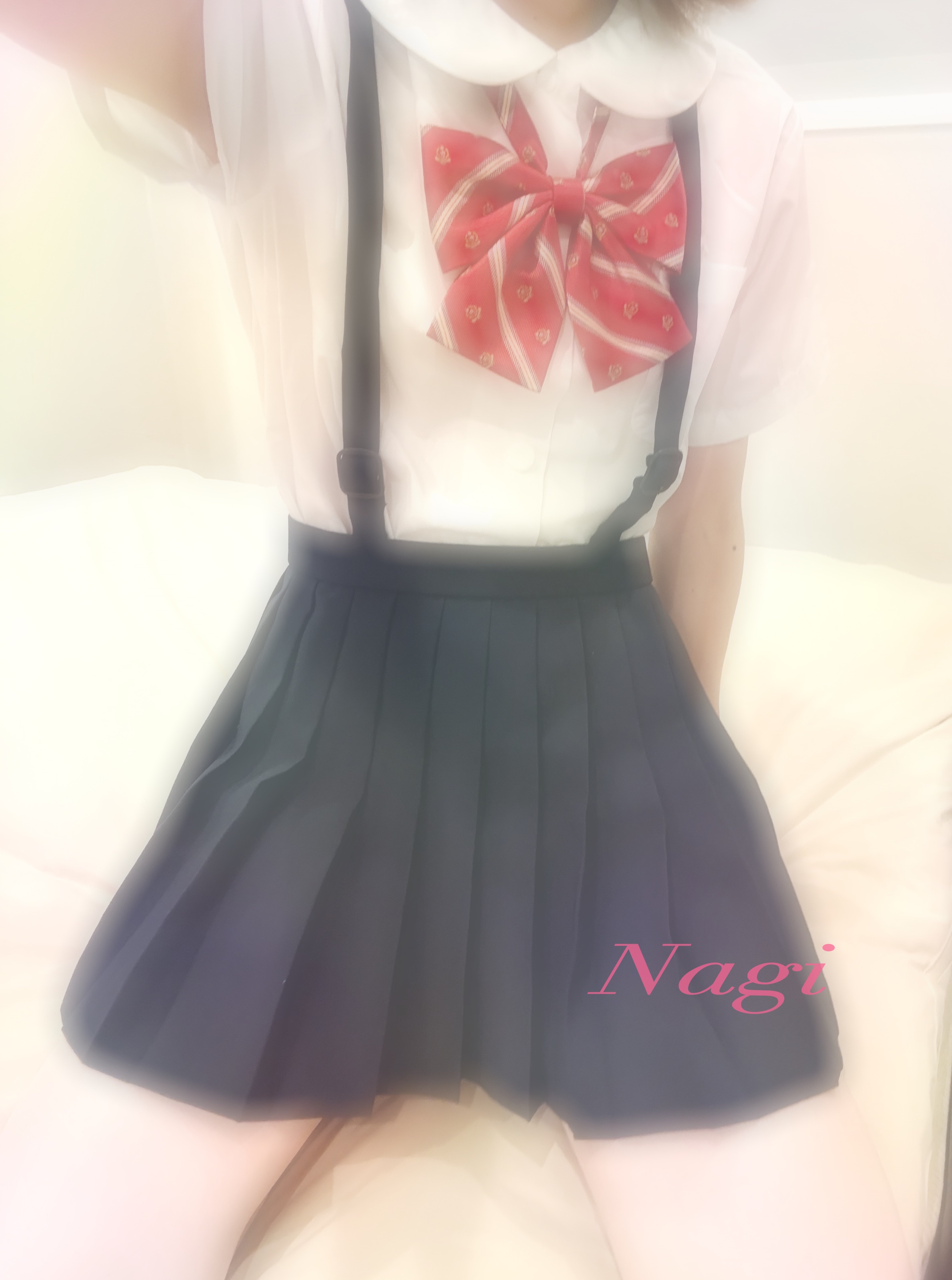 本郷なぎ